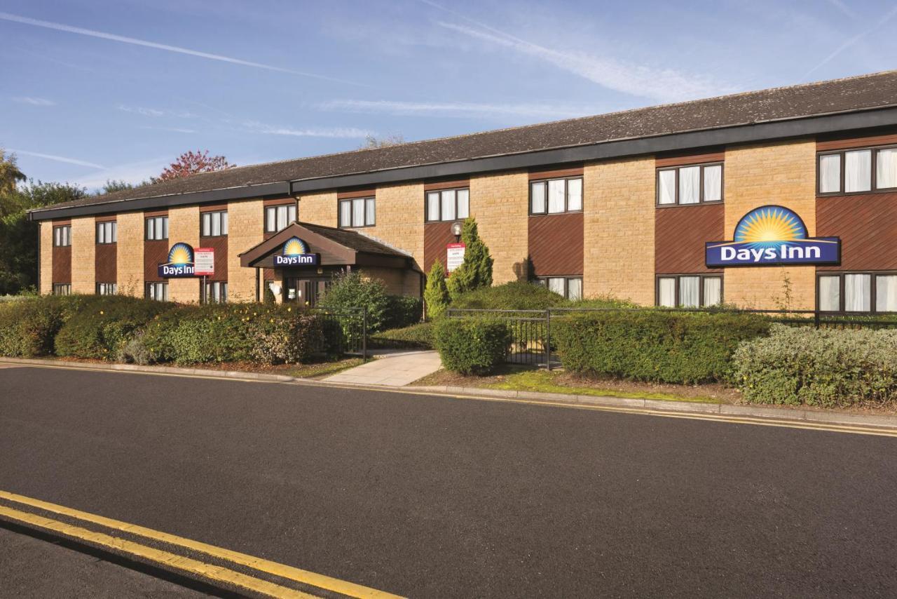 Days Inn Hotel Bradford - Leeds Brighouse Exterior photo
